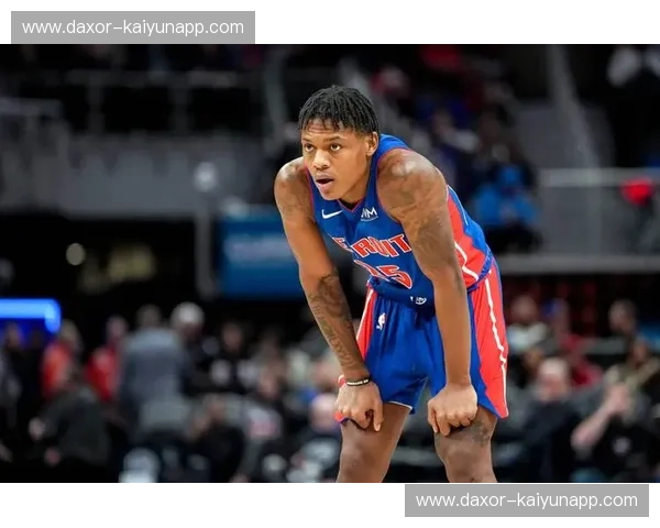 跨越太平洋的篮球风暴:当热火的“铁血硬度”在上海滩撞上快船的“好莱坞星光”